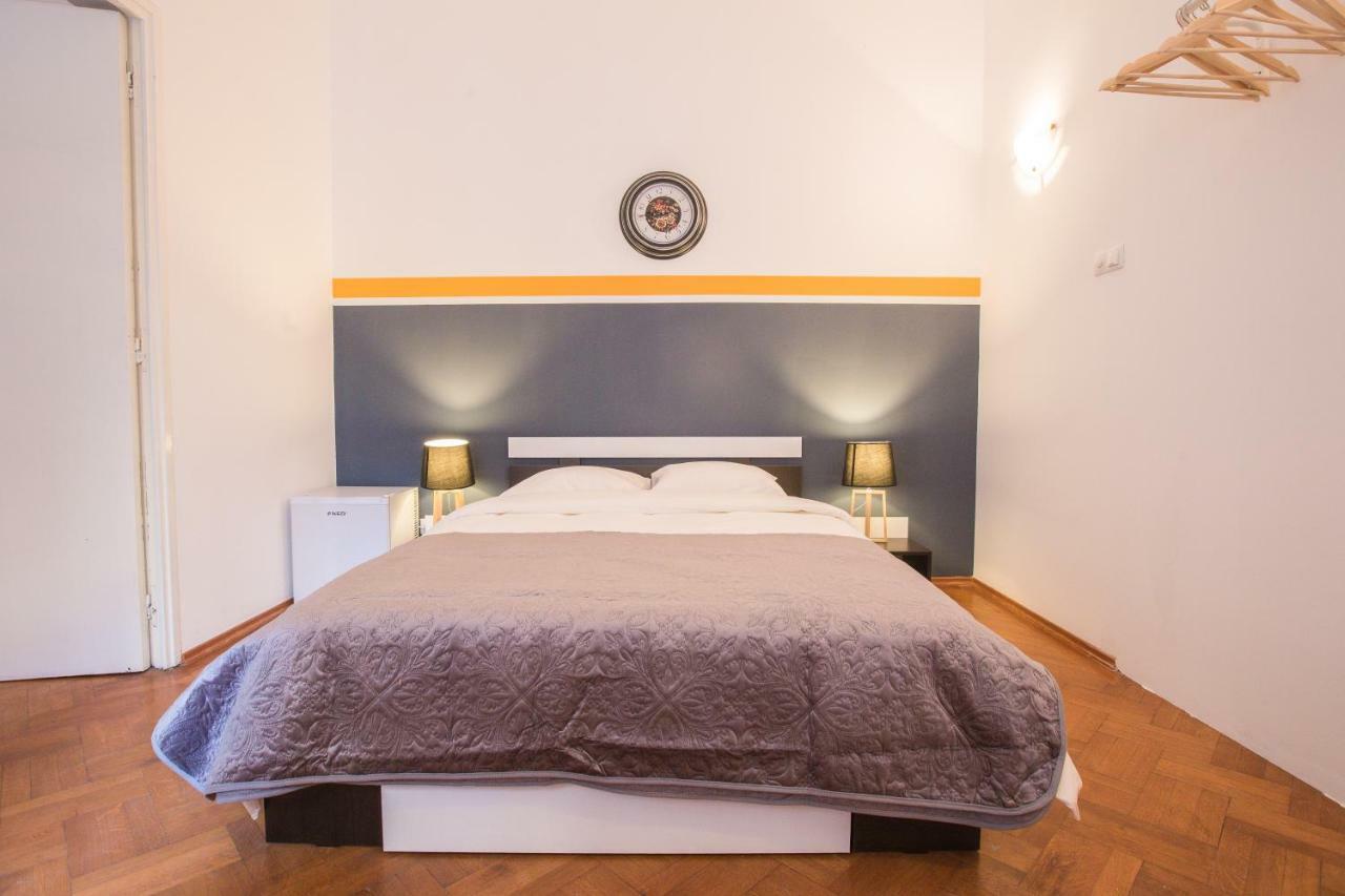 Color Apartments Nicolae Tonitza St 布加勒斯特 外观 照片
